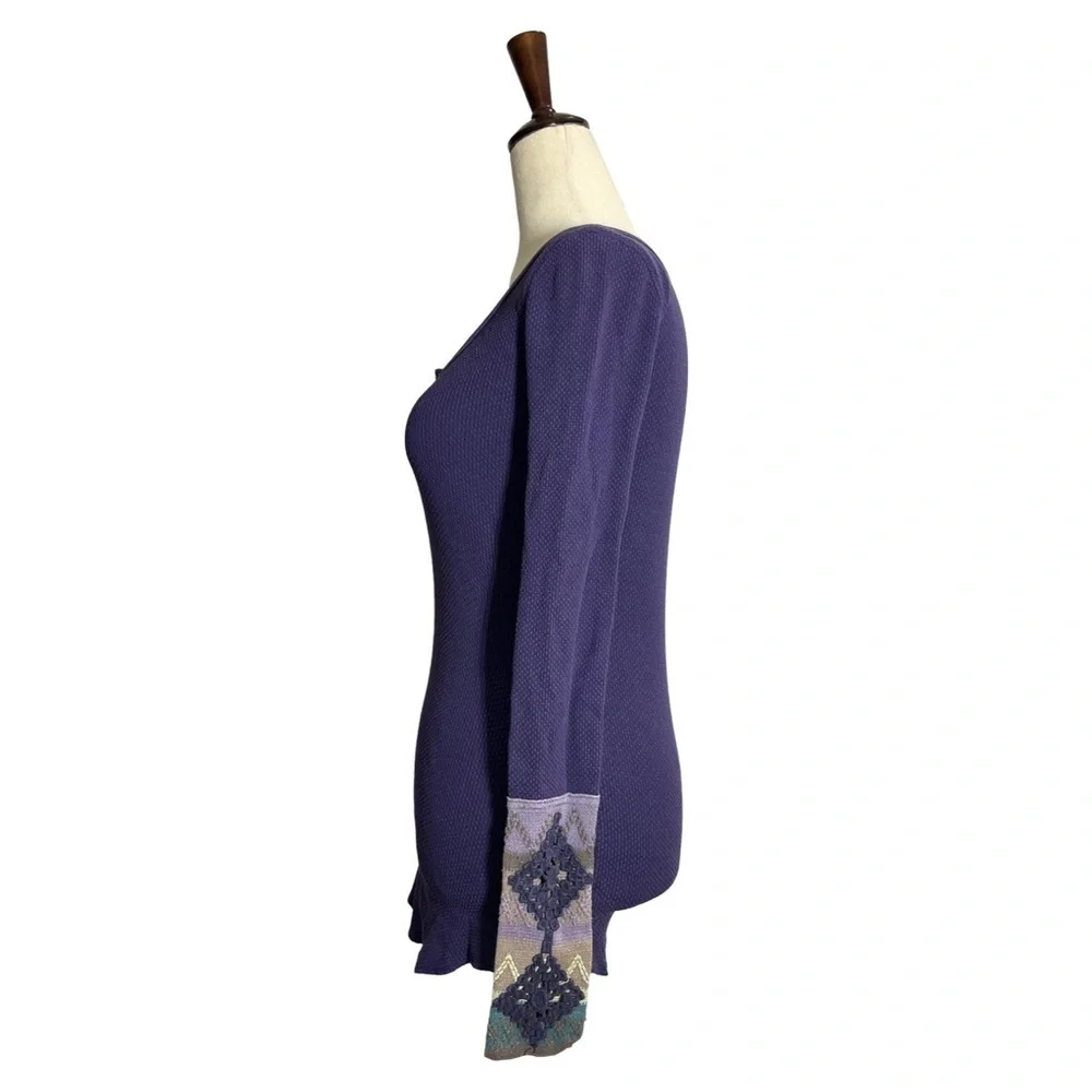 Free People • Kombucha Crochet Cuff Thermal Aubergine Purple S ASO Elena Gilbert